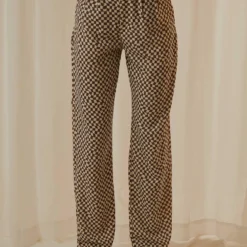 Set The Tone Suit Pants - Choc Warped Check -Outfityo Sales 00e279a5a6844c2f8bc0338636f39f1f scaled