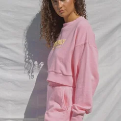 Arrival Cropped Jumper - Pink Soda -Outfityo Sales 07601e90edb347748822686354e602a9