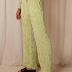 90s Muse Pants - Sage -Outfityo Sales 08af3abedfbe46bfa22549e186d57a35 scaled