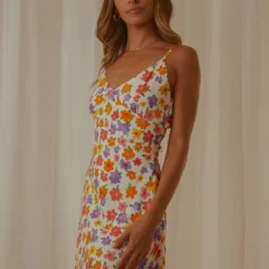 In The Vineyards Mini Dress - Blooming -Outfityo Sales 0a8a984b07634cbcbf2e731616042bc5 scaled