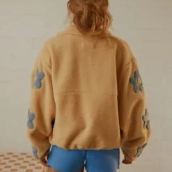 Polar Jacket - Natural Flower -Outfityo Sales 135194cef79f4e04a371360b0b33286a eb85d84a 2bf6 420e 8760 d877af9d12bc scaled