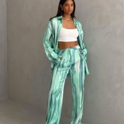 4TH & RECKLESS Norma Trousers - Green Dye Print -Outfityo Sales 14 scaled