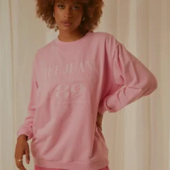 Lee Oversized Sweater - Prism Pink -Outfityo Sales 3850e330d8ed47be84bd7f98bb9b4092 scaled