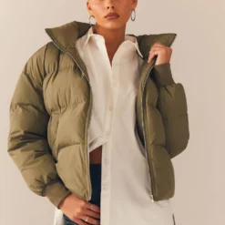 Avalanche Puffer Jacket - Moss Green