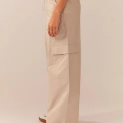 Mountain Trail Cargo Pant - Mushroom Grey -Outfityo Sales 3a15aa6464b940a1b92177f9d75efff1 scaled