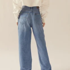 Lee High Baggy Jean - Notorious Blue -Outfityo Sales 3b08cfa385cf436989fed5c97be6611d