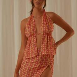 Kaia Top - Sunset Geo -Outfityo Sales 411700b698704f318d0f75a2c58178e1 scaled