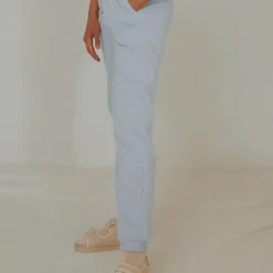 Paradise Sweatpants - Sky Blue -Outfityo Sales 605ea5c359794ef5bbf490913001d207