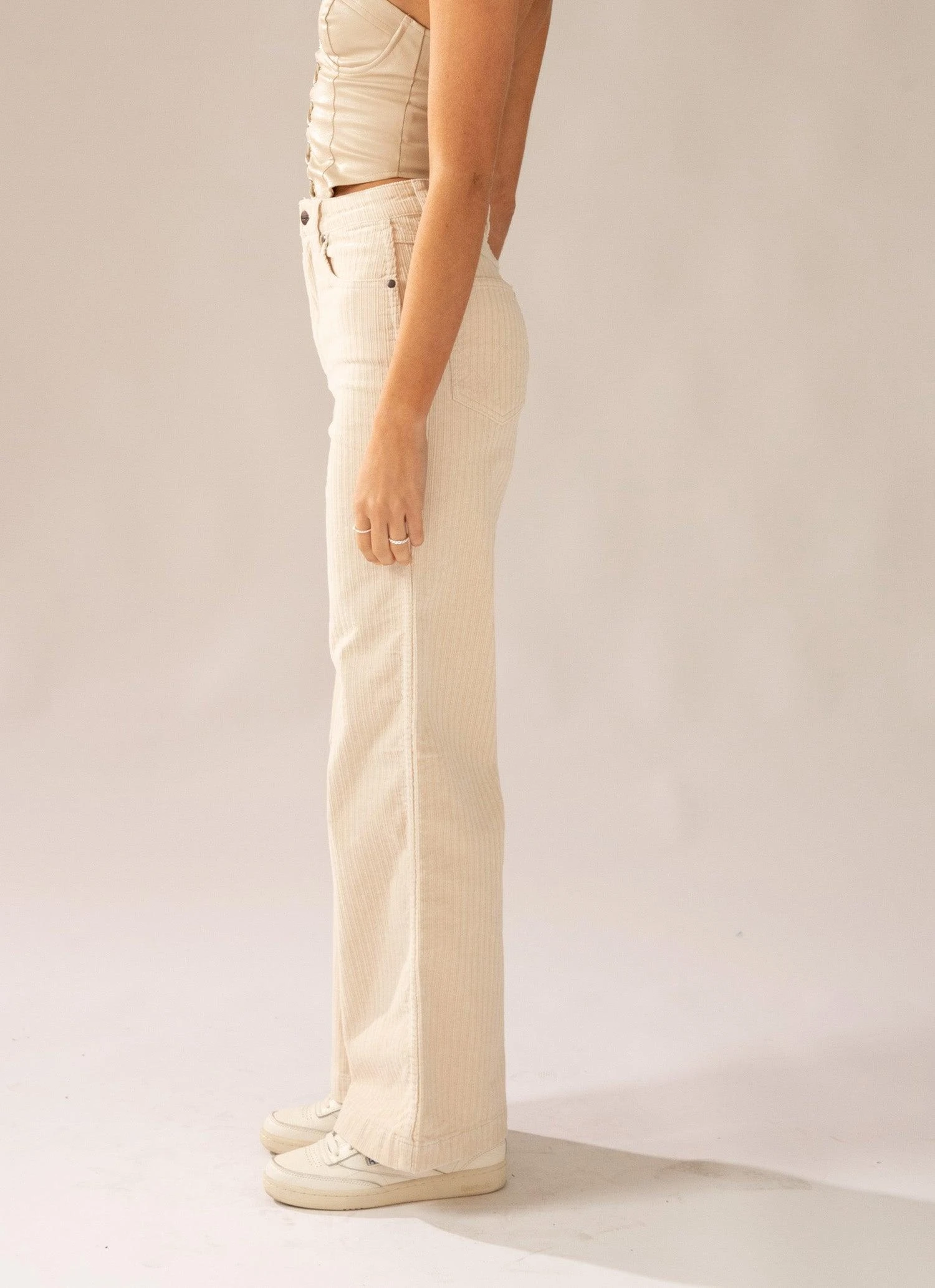 Wrangler Hi Bells Jean - Chalk Cord 5 Wrangler Hi Bells Jean - Chalk Cord - Image 5