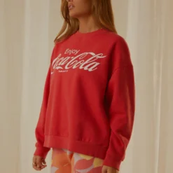 Enjoy Coca Cola Classic Sweat - Coke Red -Outfityo Sales 7106914e2ce94469b4cafaa820a74e88 scaled
