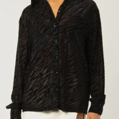 All About You Shirt - Burnout Black -Outfityo Sales 7335e85381c34d5da37457c5e84abcd7