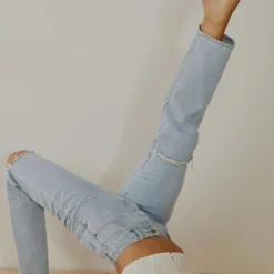 Classic Straight Jeans - Nina Worn Organic 6 Classic Straight Jeans - Nina Worn Organic -Outfityo Sales 7b9d9e7afe71432fa3a258c180be4ef7