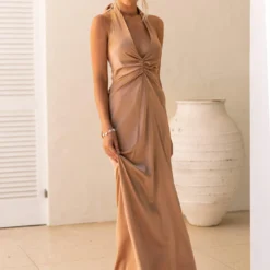 Stay Close Satin Maxi Dress - Bronze Honey -Outfityo Sales 8056297d77434e9ea5c13c4a564b9b3c scaled