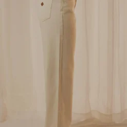 A Slouch Jean - Stone White -Outfityo Sales 85724aba175f46bd8f1baafa5f302db1 scaled