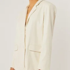 In The Mix Blazer - Ivory Snakeskin -Outfityo Sales 88677d9fc06243eeb147dd30aa25da6e