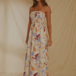 Holiday Sun Maxi Dress - Abstract Resort -Outfityo Sales 8a71e1774a404eae92fc5aeed4029007 scaled