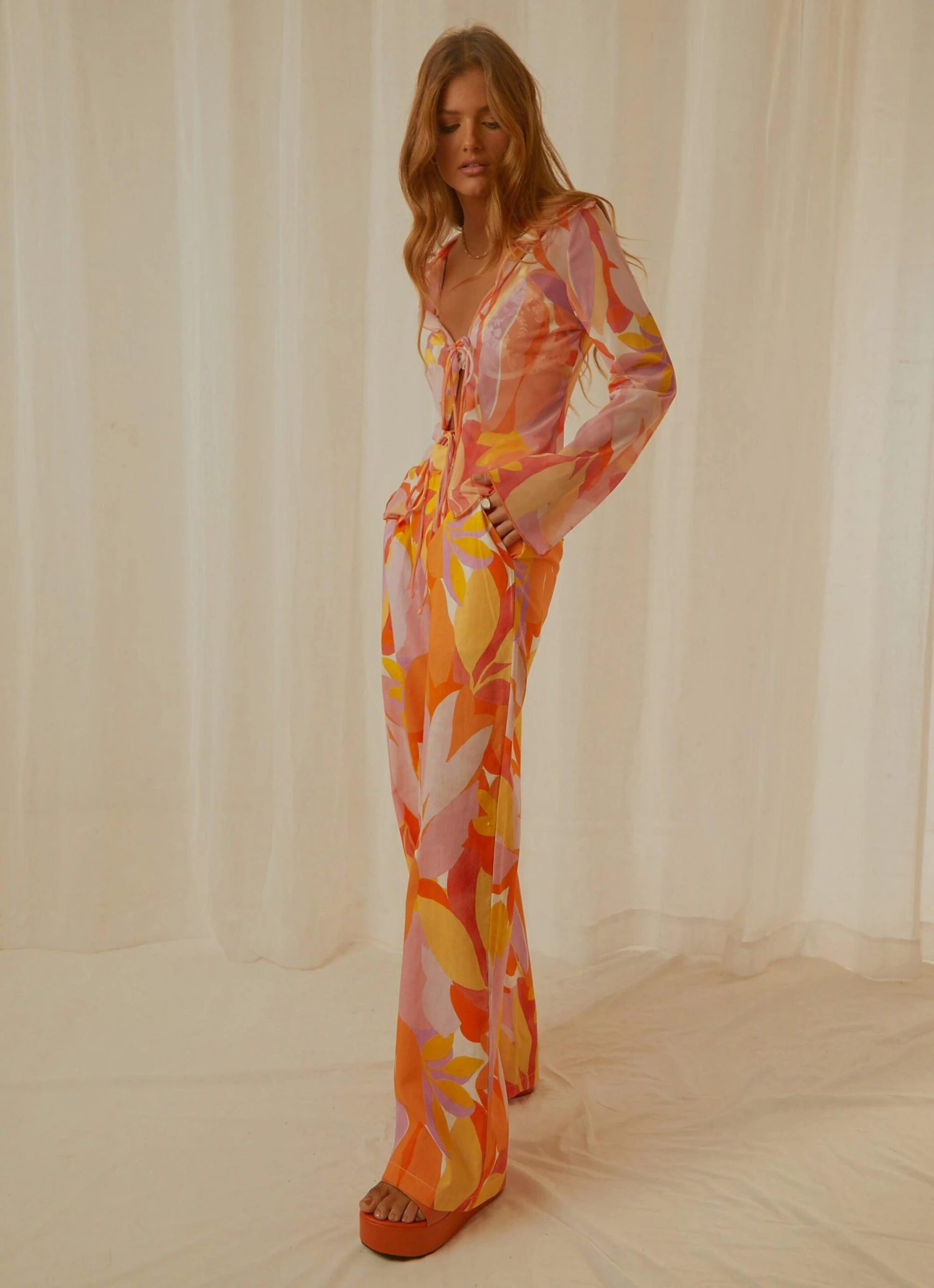 Isola Linen Pants - Paloma 2 Isola Linen Pants - Paloma - Image 2