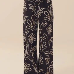Sunset Escape Linen Pant - Petal Gloom -Outfityo Sales 96690e2a5b84410182d5b2d862d187da scaled
