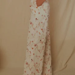 Isola Linen Pants - Safari 12 Isola Linen Pants - Safari -Outfityo Sales 9b391db005d24d1d932df5e82d913e01 scaled