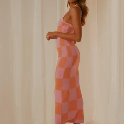 Cali Sweetheart Knit Maxi Dress - Pink And Orange Checkers -Outfityo Sales 9e81a6511c7b4e989882f6aba129babd scaled
