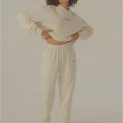 Traction Sweatpants - Off White -Outfityo Sales 9f32fde313cc47178aaec8cfd6d77598 scaled