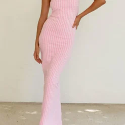 Love Yourself Maxi Dress - Candy -Outfityo Sales Ecomm5 5 94b872a51bae414b90413bf615f8474e scaled