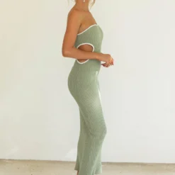 Sunrise Cove Maxi Dress - Basil Green -Outfityo Sales Peppermayo 10.3.23 Dana 26 6bf8c469886e47c1a8c2b104f161629b scaled
