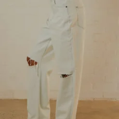 Wrangler Bella Baggy Jean - Salt Lake -Outfityo Sales Peppermayo Jenaya 7.2.22 P4 39 scaled