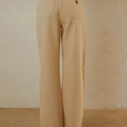 A 94' High & Wide Jean - Ecru 9 A 94' High & Wide Jean - Ecru -Outfityo Sales Peppermayo Jenaya 7.2.22 P5 41 scaled