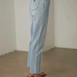 A 94 Slim Jeans - Danielle Eco 6 A 94 Slim Jeans - Danielle Eco -Outfityo Sales Peppermayo Jenaya 7.4.21 P458 scaled