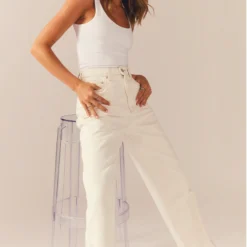 Lee High Baggy Jean - Organic White -Outfityo Sales Peppermayo Kiana 1.12.22 11 scaled