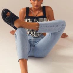 A 94 High Slim Jeans - Walk Away -Outfityo Sales Peppermayo Kiana 1.12.22 86 scaled