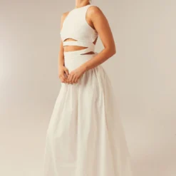 Meet Me In Majorca Maxi Dress - White 8 Meet Me In Majorca Maxi Dress - White -Outfityo Sales Peppermayo Saskia 27.06.23 29 scaled