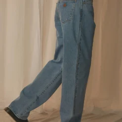 A Slouch Jean - Georgia -Outfityo Sales aab7db9a776c4c7e8cbfc3d02acb1b5a