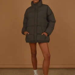 Topher Longline Puffer - Coal -Outfityo Sales c90107eed43c4162b2593efe51933e99 scaled