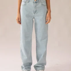 A Slouch Jean Bleached Stone - Bleached Stone -Outfityo Sales ca41c8f1addd4615ae5b4bc57e50c5ee 73dfff35 1b48 403e 9958 fc9a8392b832