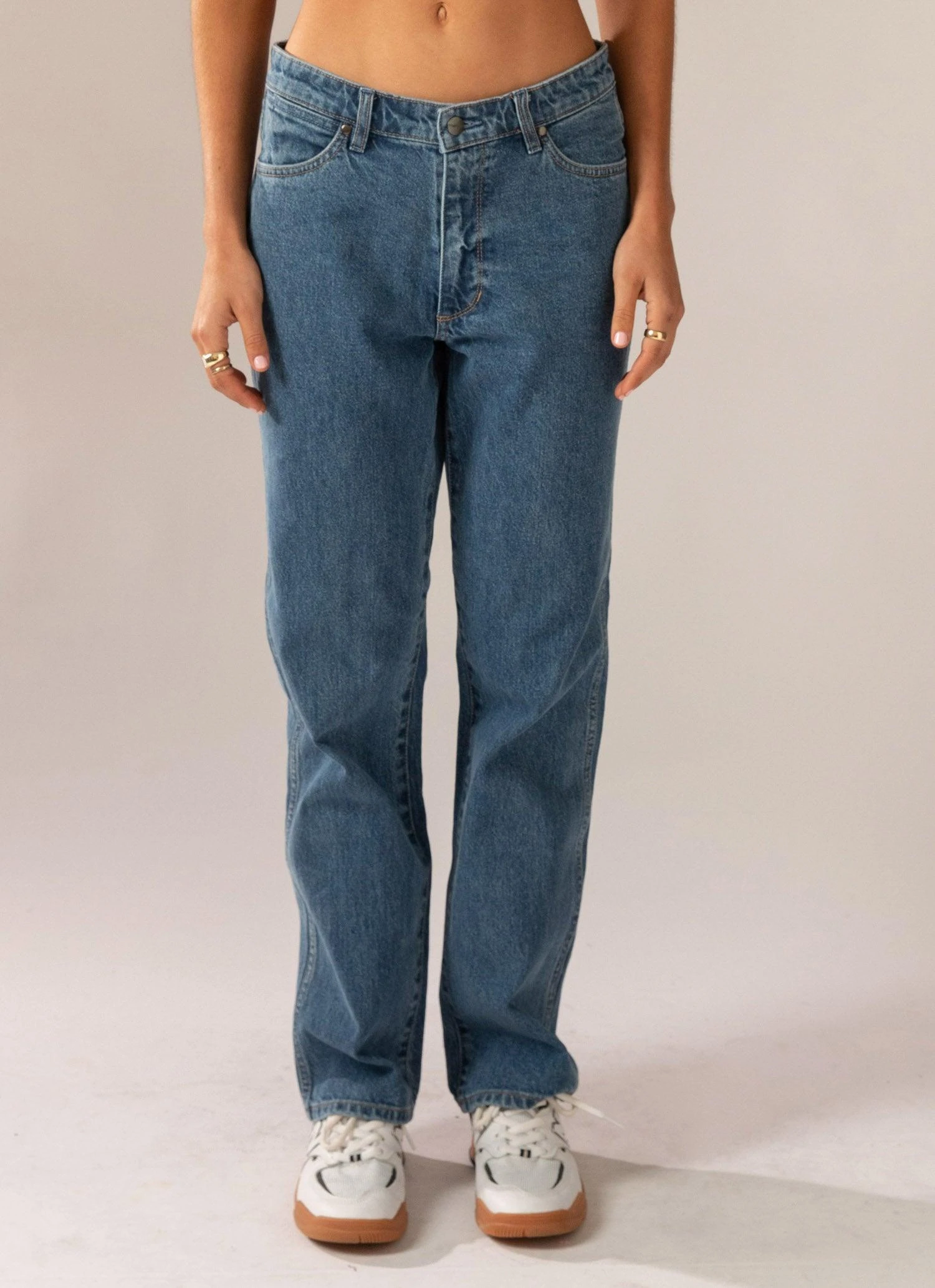 Wrangler Cindy Relaxed Straight - Exploration 4 Wrangler Cindy Relaxed Straight - Exploration - Image 4