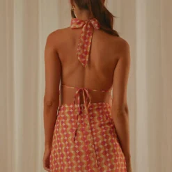 Kaia Top - Sunset Geo -Outfityo Sales d982574f54e243c0b4321f5b9817eff6 scaled