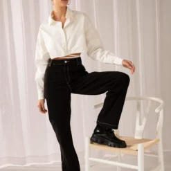 A Carrie Carpenter Black - Jet Black