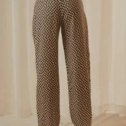 Set The Tone Suit Pants - Choc Warped Check -Outfityo Sales e9d41da683f04bfdac62bd12e825f081 scaled