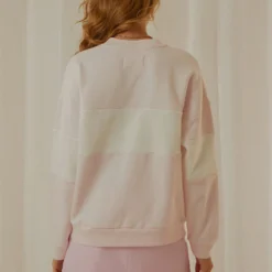 Split Logo Sweater - Pink -Outfityo Sales ea75480b4b7c4bfea947dbc4f51e96ec scaled