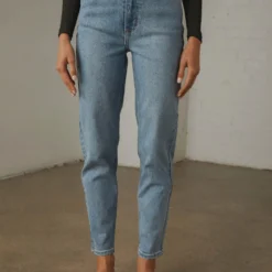 Lee Hourglass High Moms Jean - Bias Blue 7 Lee Hourglass High Moms Jean - Bias Blue -Outfityo Sales ea7a11e3035346d995b9b27ff43e8191 76dd897b d1fb 43fd 8e02 7b523b50b8ec scaled