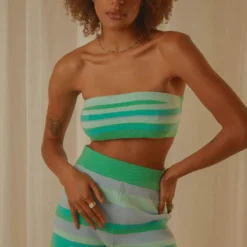 Sweet Talker Knit Crop Top - Blue Stripe -Outfityo Sales eee67a25062b49cf8cc6e5d88053fbc2 f825a136 6148 4423 90d1 3278a8d7cbce scaled