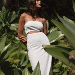 Free Spirited Broderie Maxi Dress - Whisper White -Outfityo Sales f386667de66c4879a32aa5ae82415323 scaled