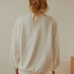 Nice Sweatshirt - White -Outfityo Sales f5364d6dc8474a7dbe1b60dd21cb5f2b scaled