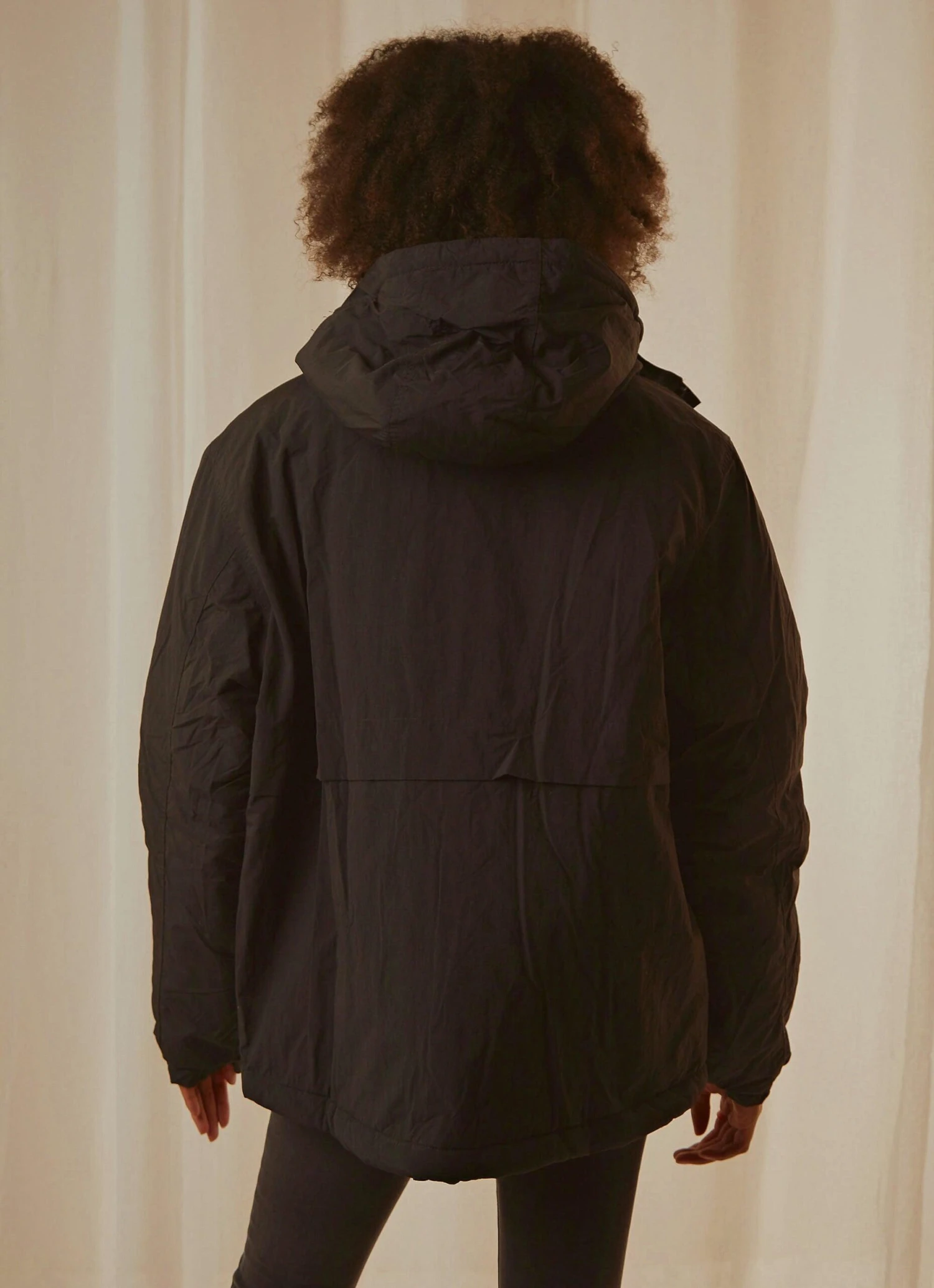 Afends Streetlights Unisex Recyled Nylon Anorak - Black 6 Afends Streetlights Unisex Recyled Nylon Anorak - Black - Image 6